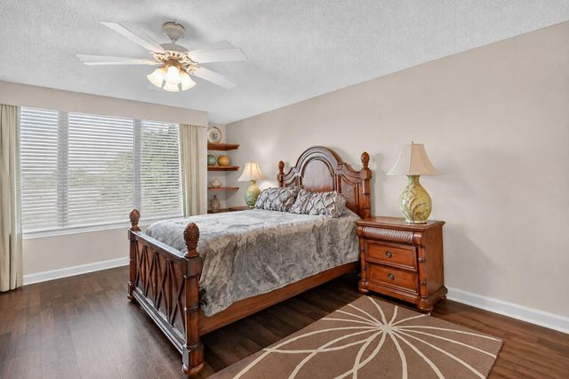 7819 Lakeside Boulevard 836, Boca Raton, FL 33434
