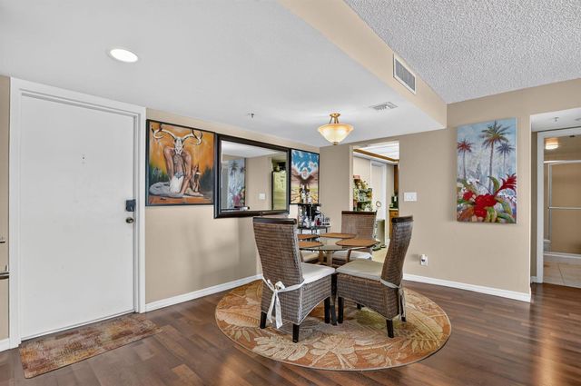 7819 Lakeside Boulevard 836, Boca Raton, FL 33434