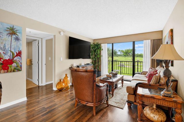 7819 Lakeside Boulevard 836, Boca Raton, FL 33434