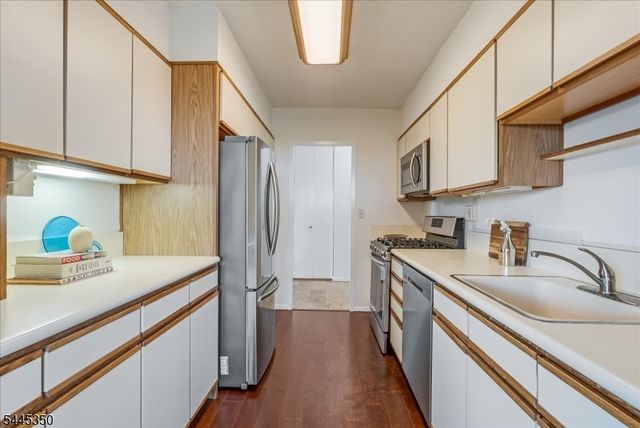 926 Bloomfield Ave 8G, Glen Ridge Boro Twp., NJ 07028