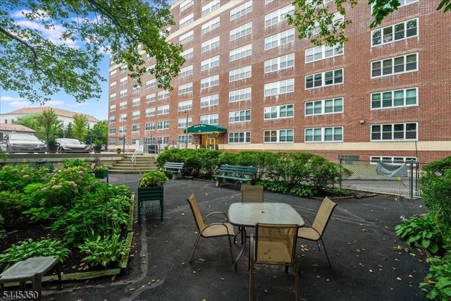 926 Bloomfield Ave 8G, Glen Ridge Boro Twp., NJ 07028