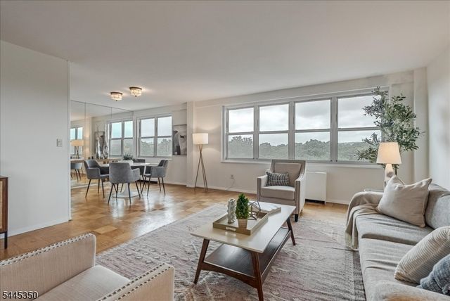 926 Bloomfield Ave 8G, Glen Ridge Boro Twp., NJ 07028