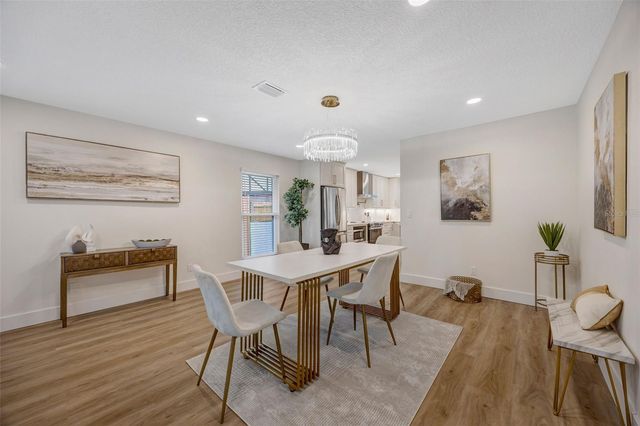 13313 GOLF CREST CIRCLE, Tampa, FL 33618