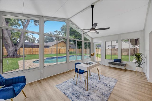 13313 GOLF CREST CIRCLE, Tampa, FL 33618