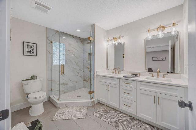 13313 GOLF CREST CIRCLE, Tampa, FL 33618