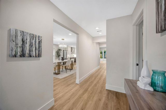 13313 GOLF CREST CIRCLE, Tampa, FL 33618