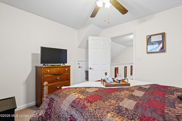 6546 Braybourne Main, Olive Branch, MS 38654