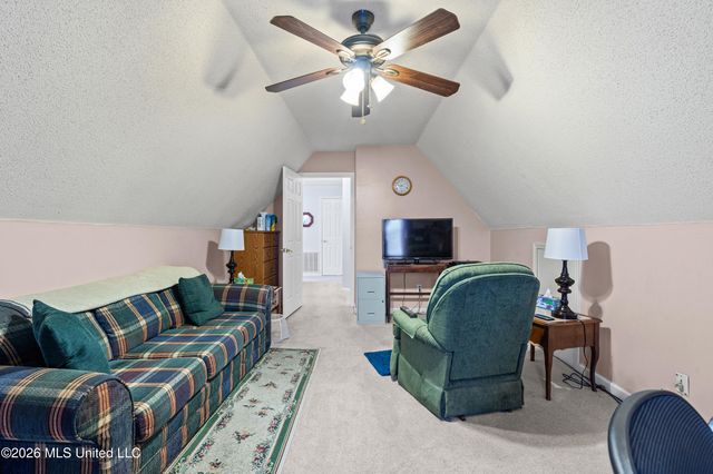 6546 Braybourne Main, Olive Branch, MS 38654