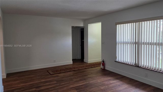 1245 Coral Ln, Hollywood, FL 33019