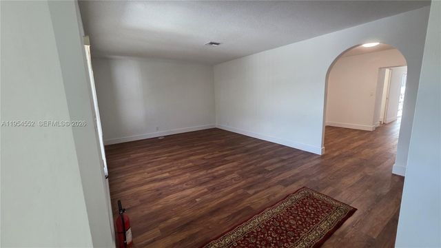 1245 Coral Ln, Hollywood, FL 33019