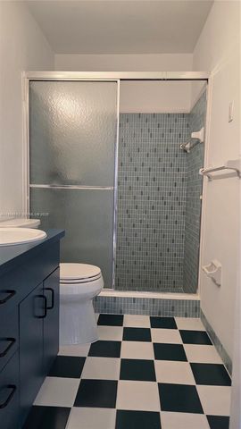 1245 Coral Ln, Hollywood, FL 33019