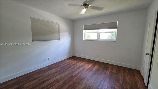 1245 Coral Ln, Hollywood, FL 33019