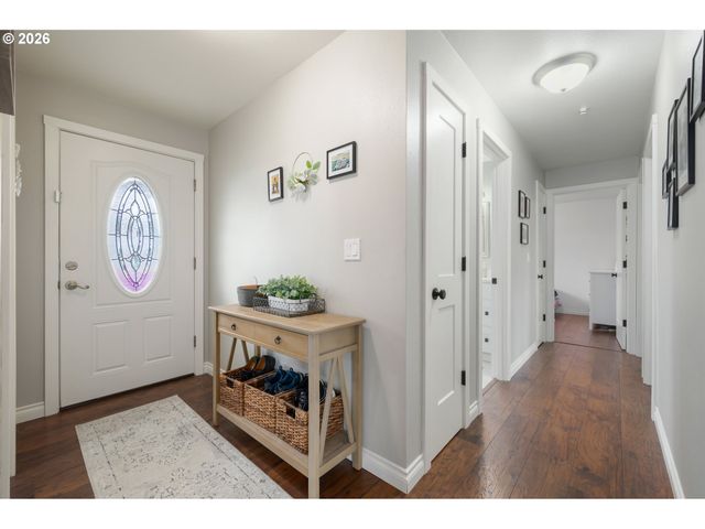 2463 MOORE St, Eugene, OR 97404