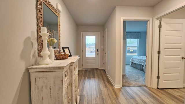 215 Lakeland Dr., Hattiesburg, MS 39402