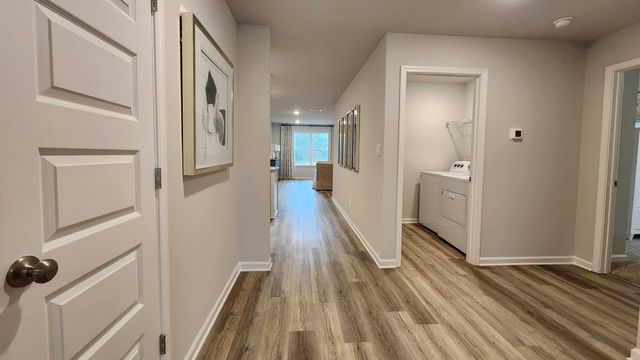 215 Lakeland Dr., Hattiesburg, MS 39402