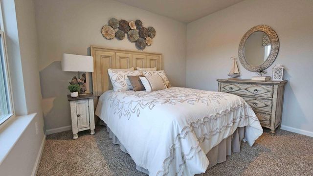 215 Lakeland Dr., Hattiesburg, MS 39402