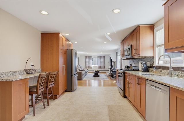 102 Westminster St, Boston, MA 02136