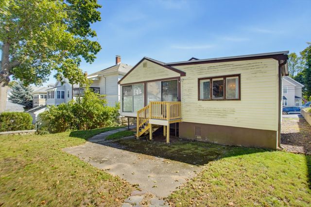 102 Westminster St, Boston, MA 02136