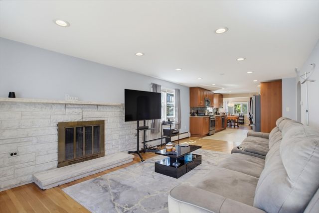 102 Westminster St, Boston, MA 02136