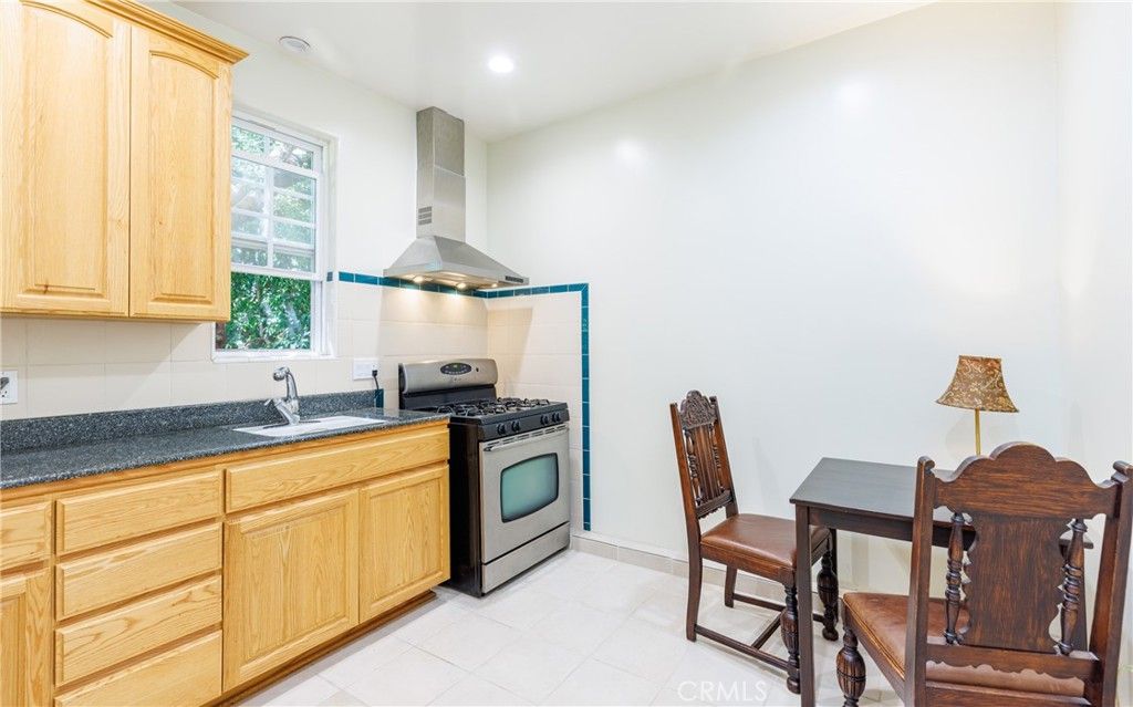 property-img