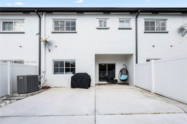 12858 SW 50th St, Miramar, FL 33027