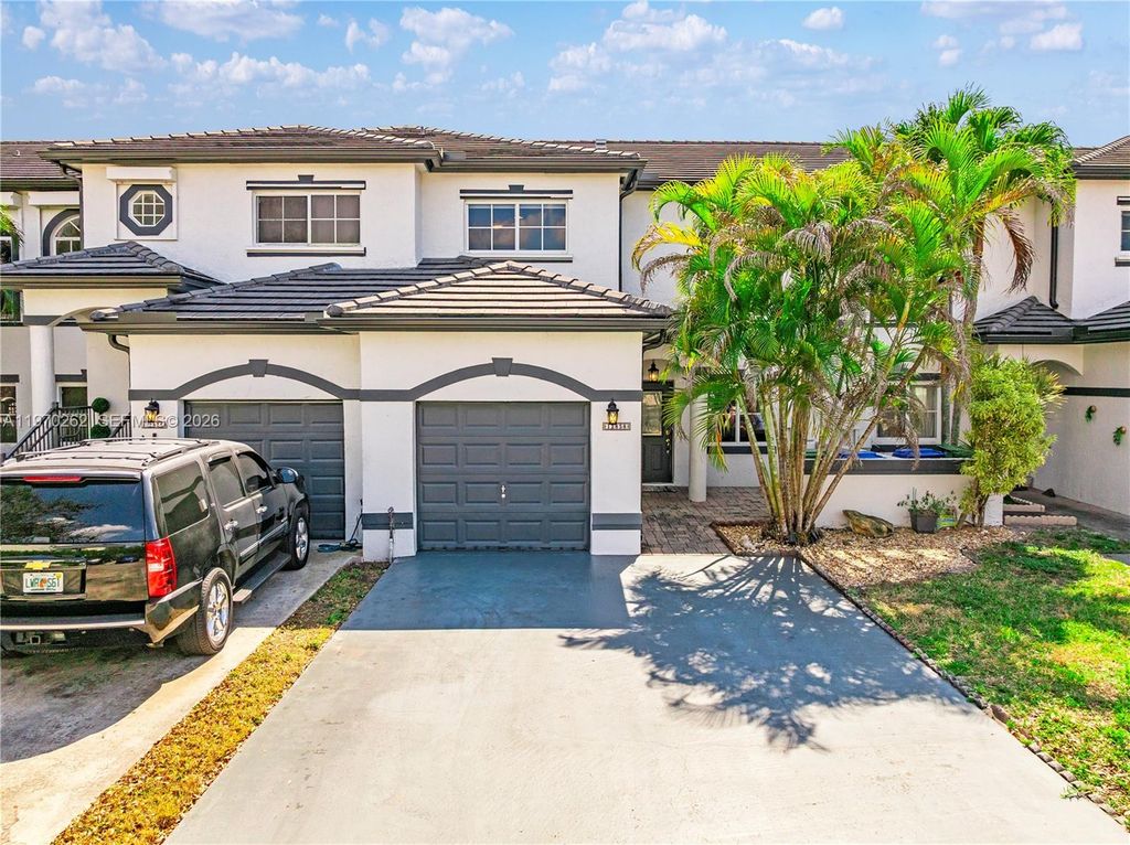 12858 SW 50th St, Miramar, FL 33027