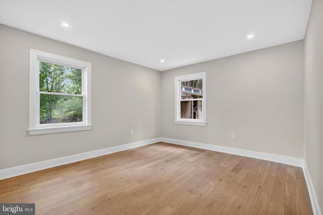 135 BRYN MAWR AVE, Newtown Square, PA 19073