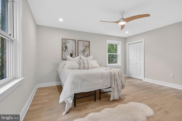 135 BRYN MAWR AVE, Newtown Square, PA 19073