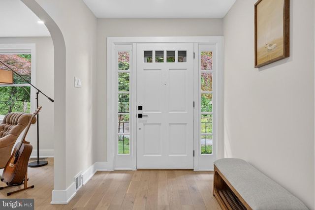 135 BRYN MAWR AVE, Newtown Square, PA 19073