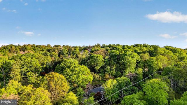 135 BRYN MAWR AVE, Newtown Square, PA 19073
