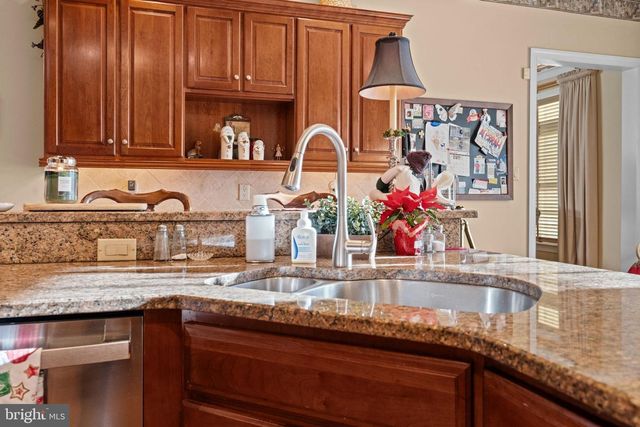 2175 JEFFERSON LN, Huntingdon Valley, PA 19006