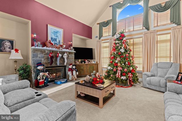 2175 JEFFERSON LN, Huntingdon Valley, PA 19006