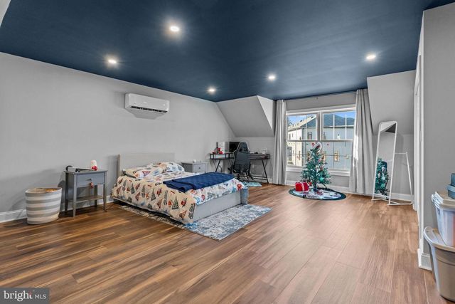 2175 JEFFERSON LN, Huntingdon Valley, PA 19006