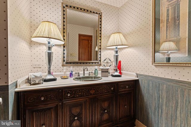 2175 JEFFERSON LN, Huntingdon Valley, PA 19006