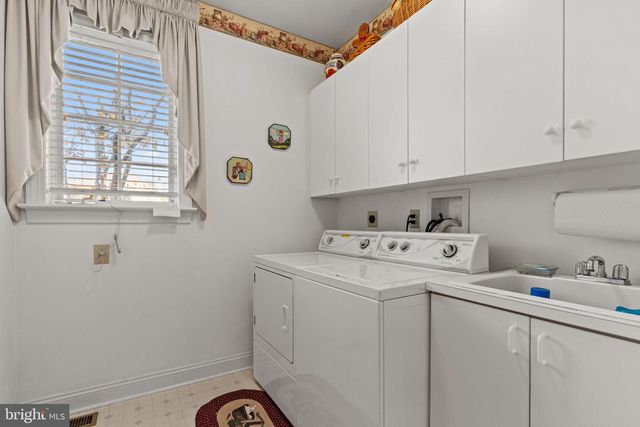 2175 JEFFERSON LN, Huntingdon Valley, PA 19006