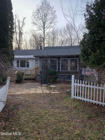 1341 Route 9W, Bethlehem, NY 12158
