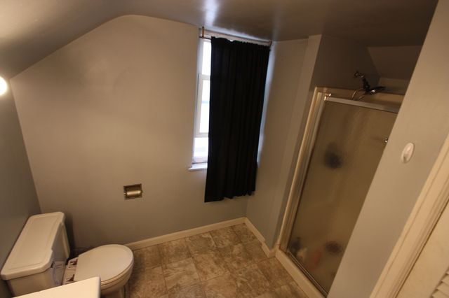 2519 E Locust Street, Davenport, IA 52803
