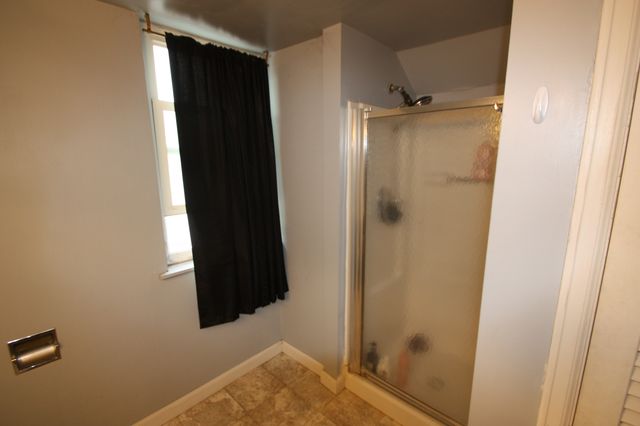 2519 E Locust Street, Davenport, IA 52803