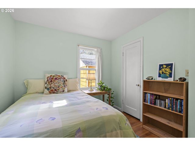 305 Se 75TH Ave, Portland, OR 97215