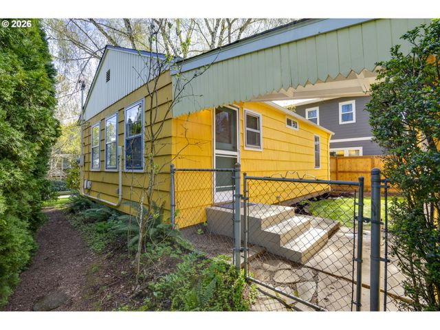 305 Se 75TH Ave, Portland, OR 97215