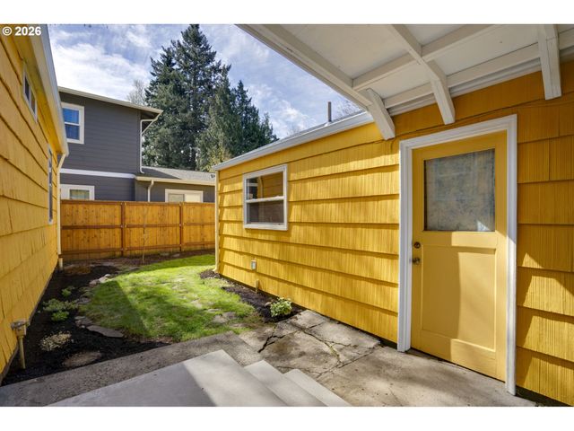 305 Se 75TH Ave, Portland, OR 97215