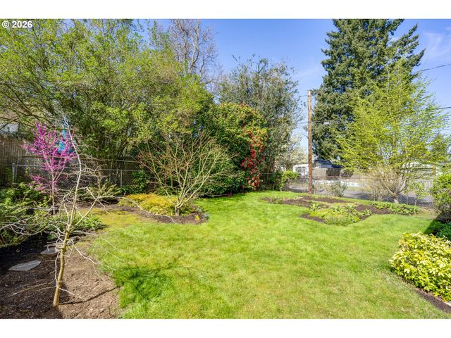 305 Se 75TH Ave, Portland, OR 97215