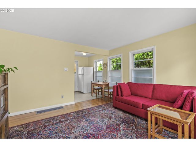 305 Se 75TH Ave, Portland, OR 97215