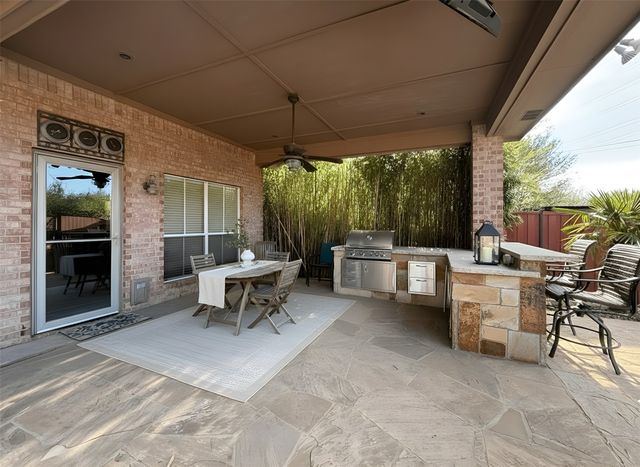 2025 Fair Oaks Circle, Corinth, TX 76210