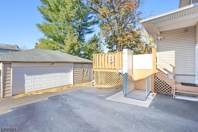 128 9Th Ave, Hawthorne Boro, NJ 07506