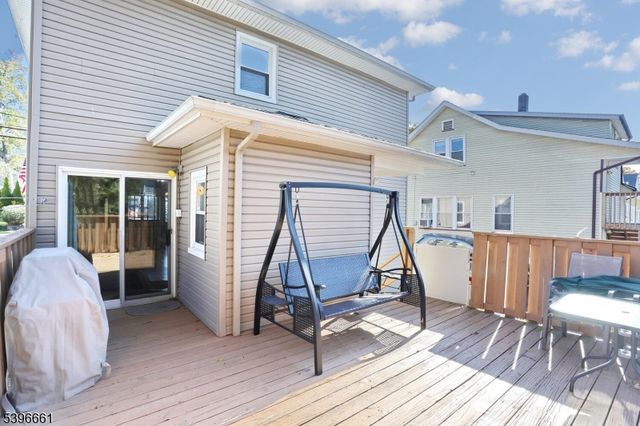 128 9Th Ave, Hawthorne Boro, NJ 07506