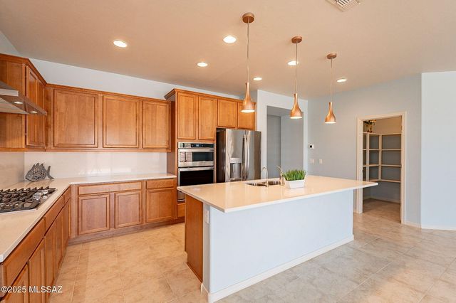 8338 W Spaulding Street, Tucson, AZ 85743