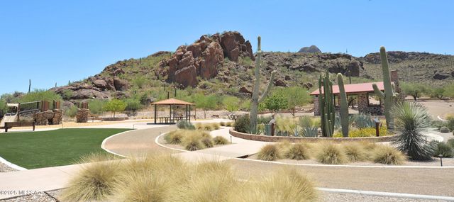 8338 W Spaulding Street, Tucson, AZ 85743