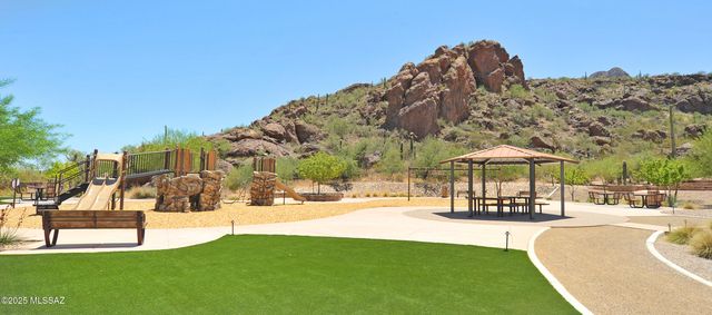8338 W Spaulding Street, Tucson, AZ 85743