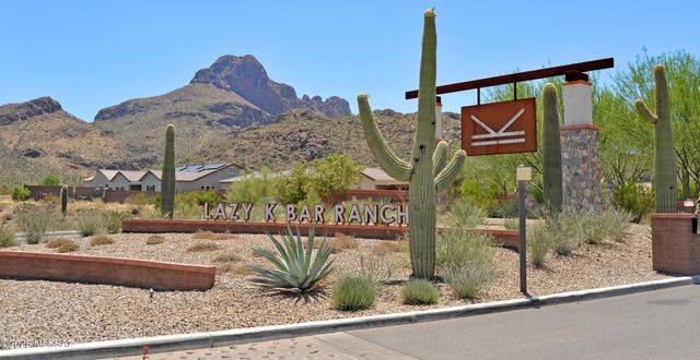8338 W Spaulding Street, Tucson, AZ 85743